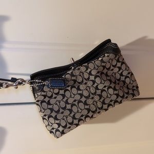 Coach wristlet black/gray